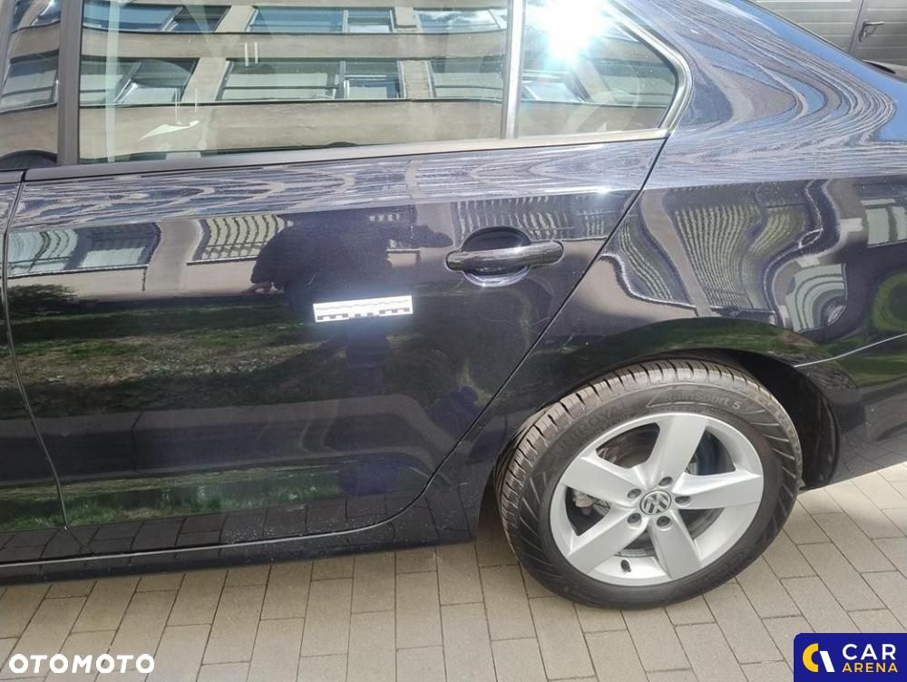 Volkswagen Jetta - 31