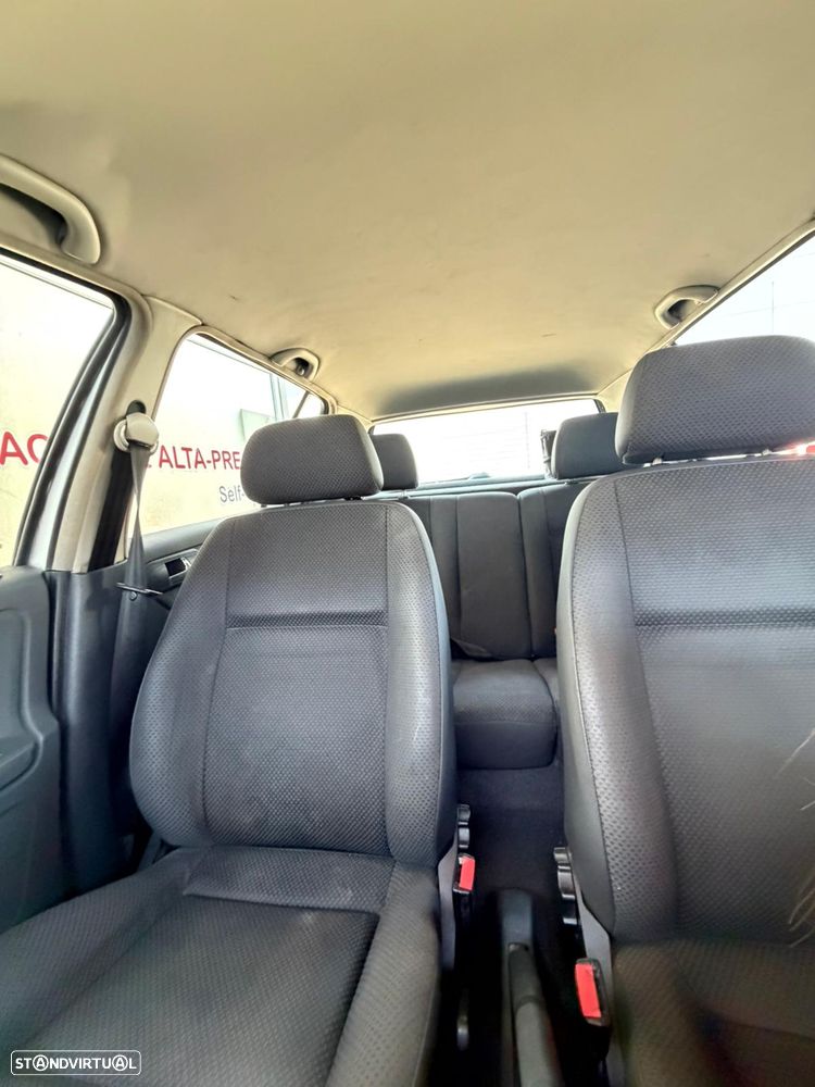 VW Polo 1.4 TDi Confortline AC - 6