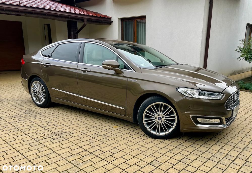 Ford Mondeo Vignale 2.0 Hybrid - 8