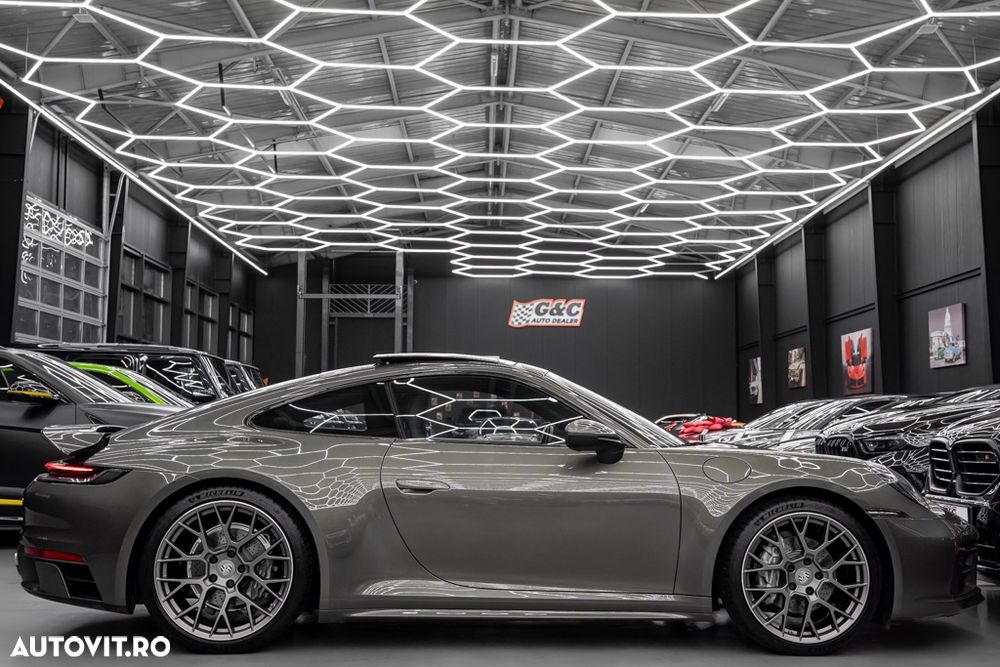 Porsche 911 Carrera PDK - 26