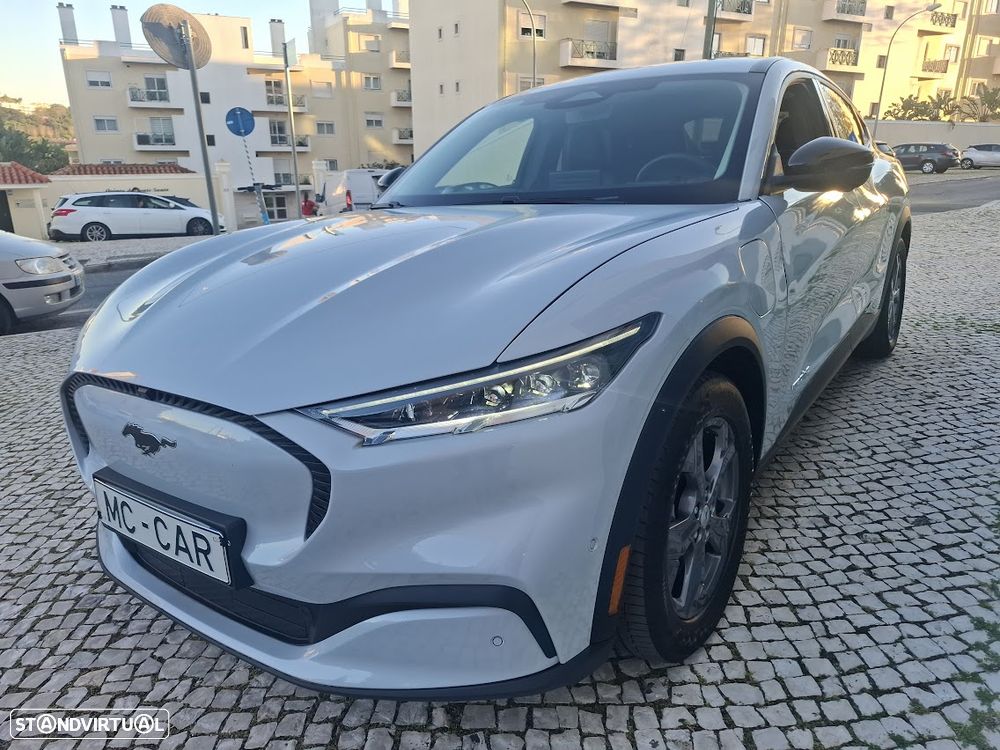 Ford Mustang Mach-E Premium - 3