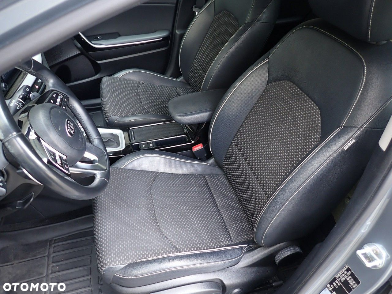 Kia XCeed - 21