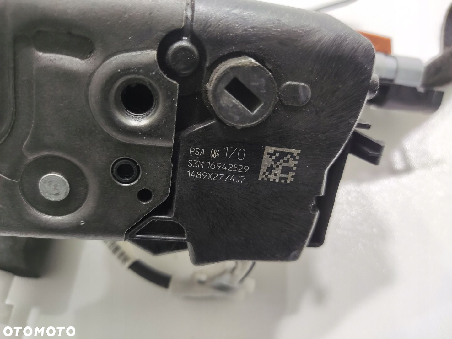 ZAMEK DRZWI PRZESUWNYCH LEWYCH LEWY CITROEN JUMPY III PSA084170 084170 16- - 4