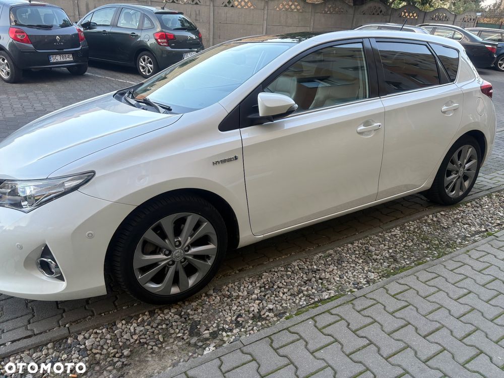 Toyota Auris 1.8 Hybrid Executive - 2
