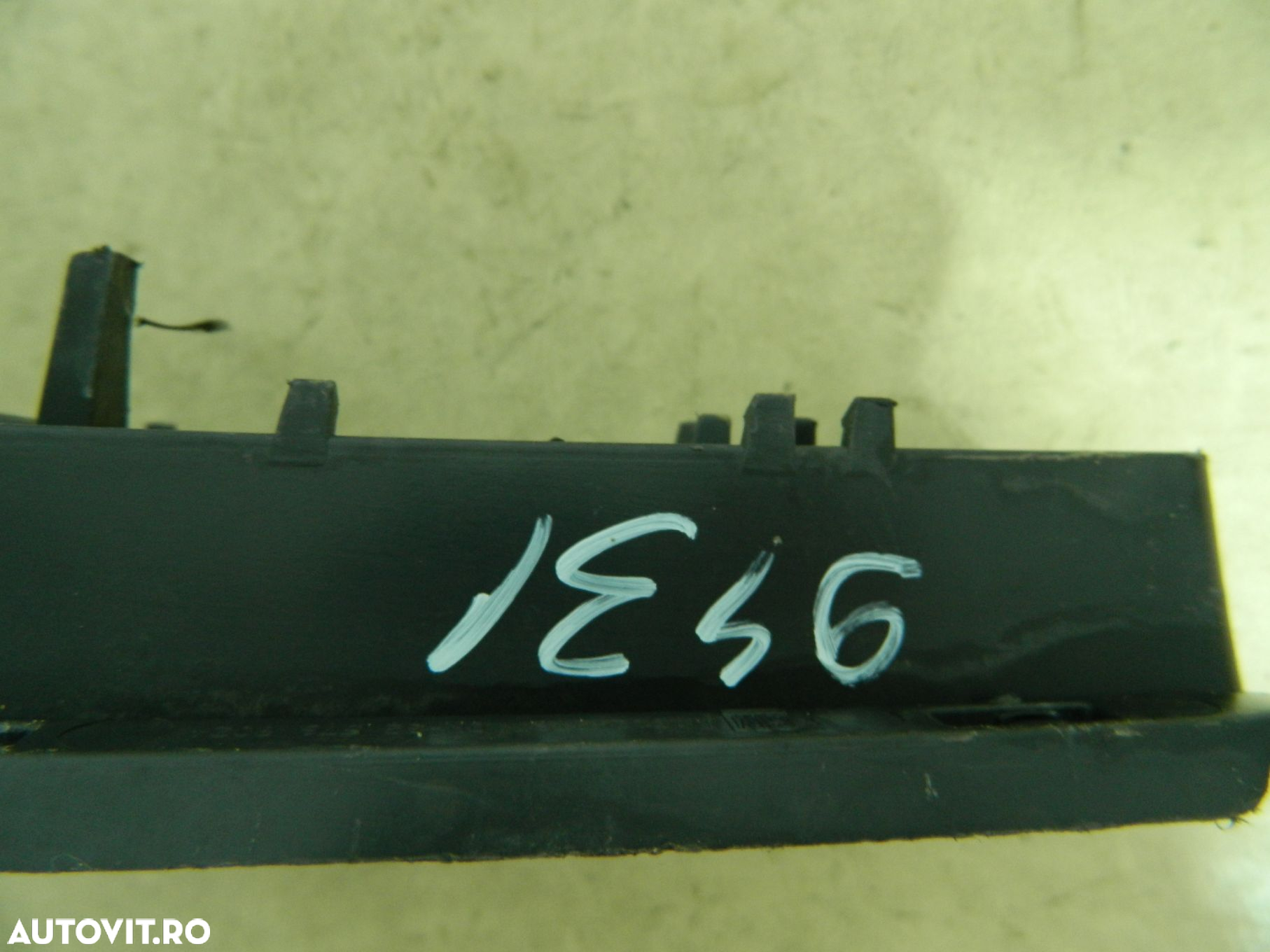 Grila centrala bara fata, Opel Zafira B, 2005, 2006, 2007, 2007, 2008,, 13124978 - 3