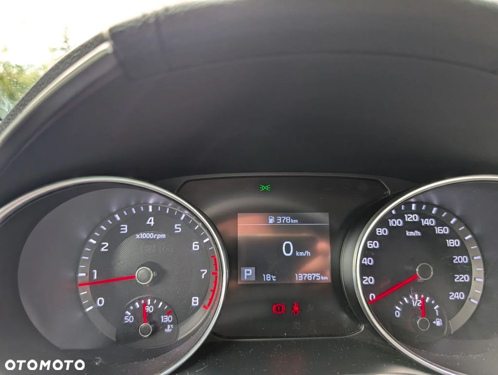 Kia Ceed 1.4 T-GDI L Business Line DCT - 13
