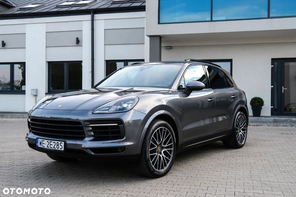 Porsche Cayenne Standard - 4