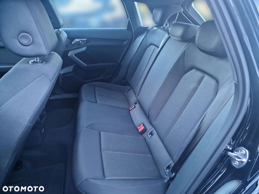 Audi A3 Sportback 30 TFSI mHEV S tronic - 17