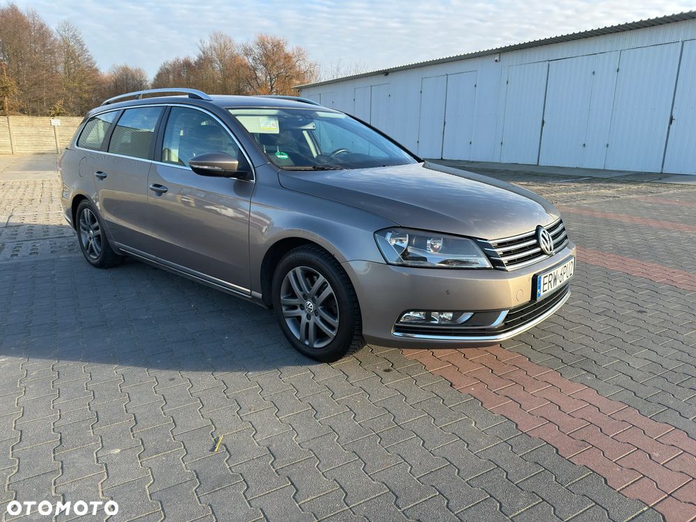 Volkswagen Passat 1.6 TDI Comfortline - 2