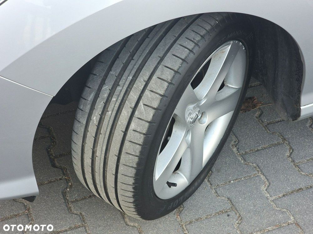 Peugeot 308 HDi FAP 110 Platinum - 30