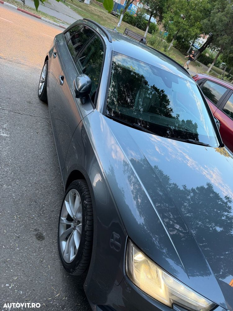 Audi A4 Avant 2.0 TDI - 8