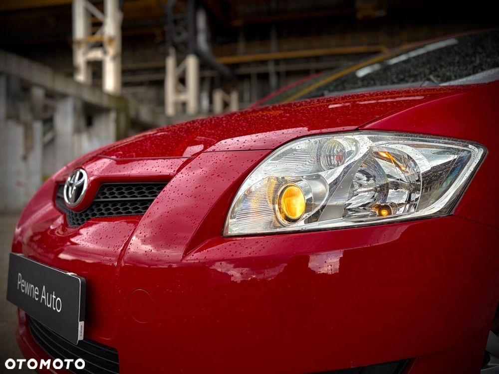 Toyota Auris 1.33 VVT-i Terra - 3