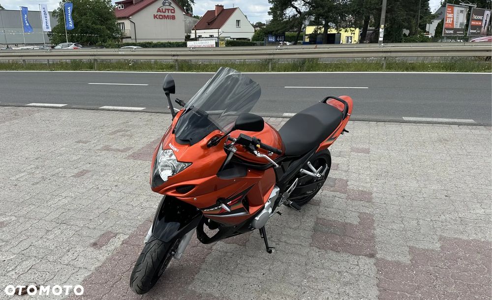 Suzuki GSX - 4