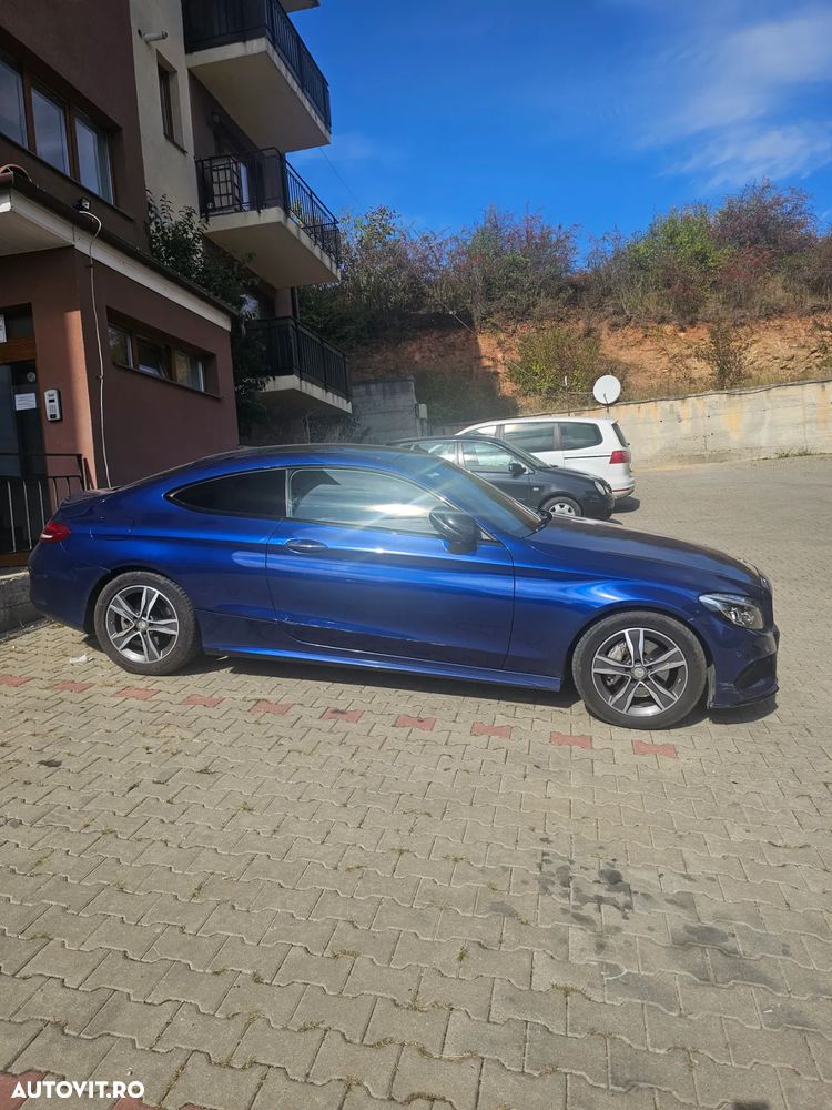 Mercedes-Benz C 220 d Coupe 4MATIC Aut. - 5