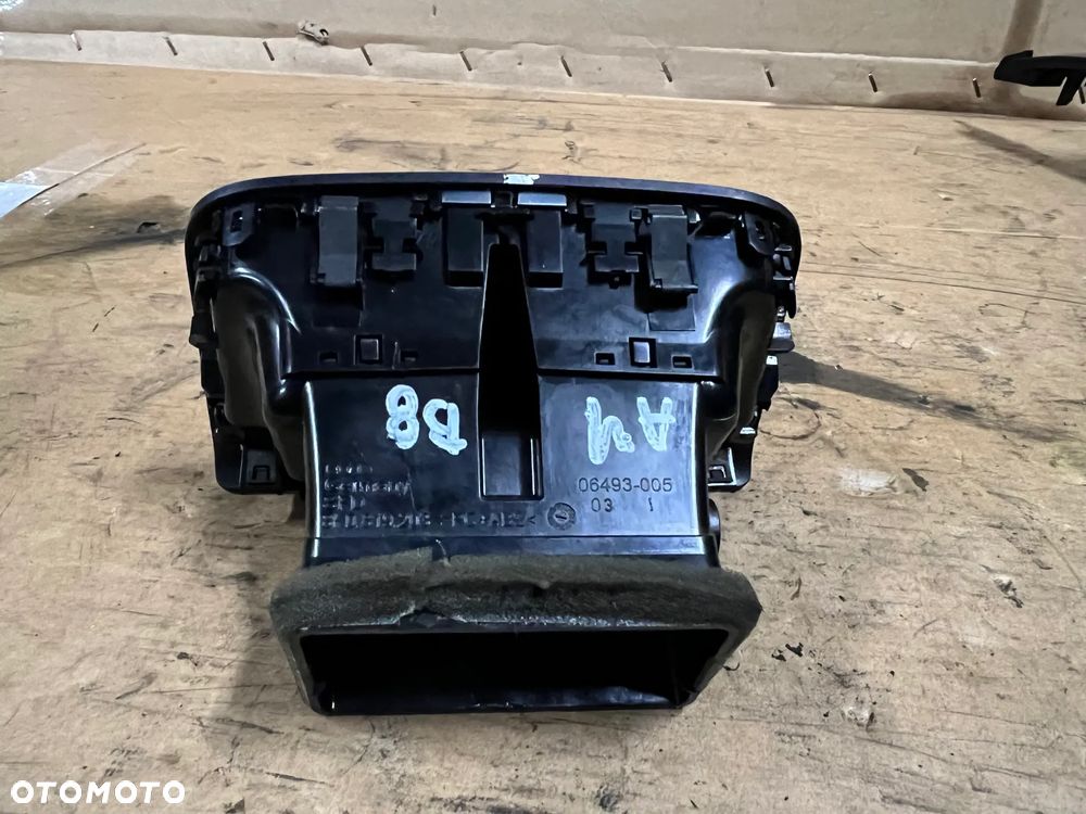 Kratka nawiewu powietrza tył tylna Audi A4 B8 Lift 8K0819203H - 4