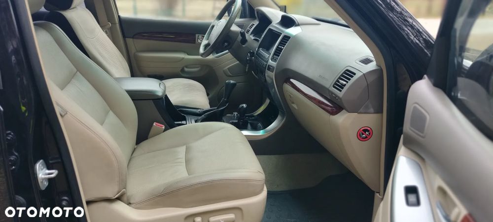 Toyota Land Cruiser 3.0 D Sol Navi - 5