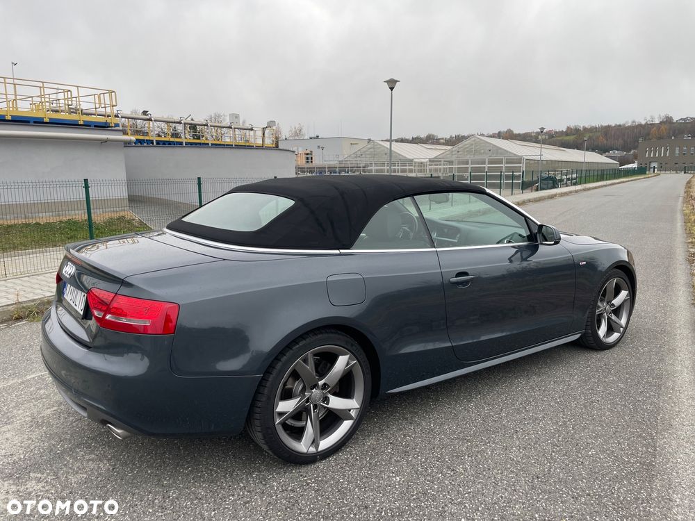 Audi A5 Cabrio - 11