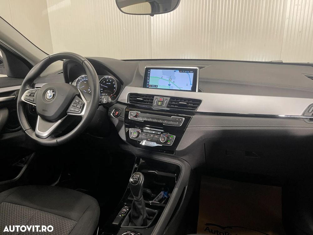 BMW X2 sDrive18i - 8