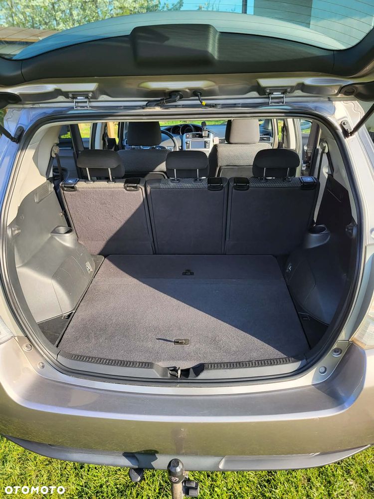 Toyota Verso 2.0 D-4D 5-Sitzer Executive - 23