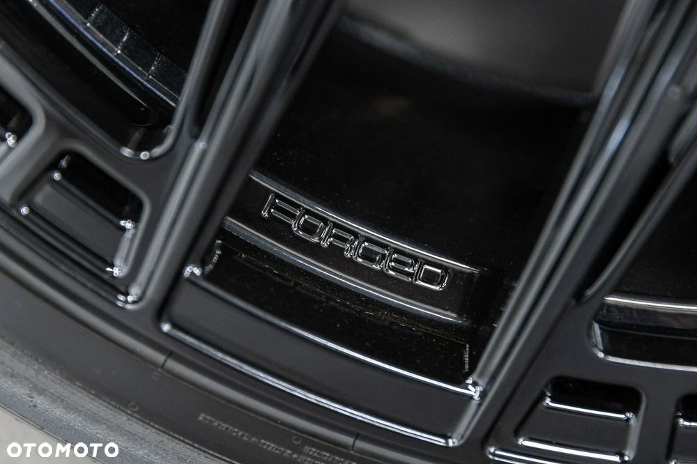 Land Rover Defender 130 D300 X - 15