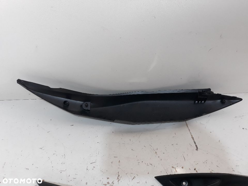 Suzuki SV 650 ogon owiewka bok boczek na chłodnice - 6