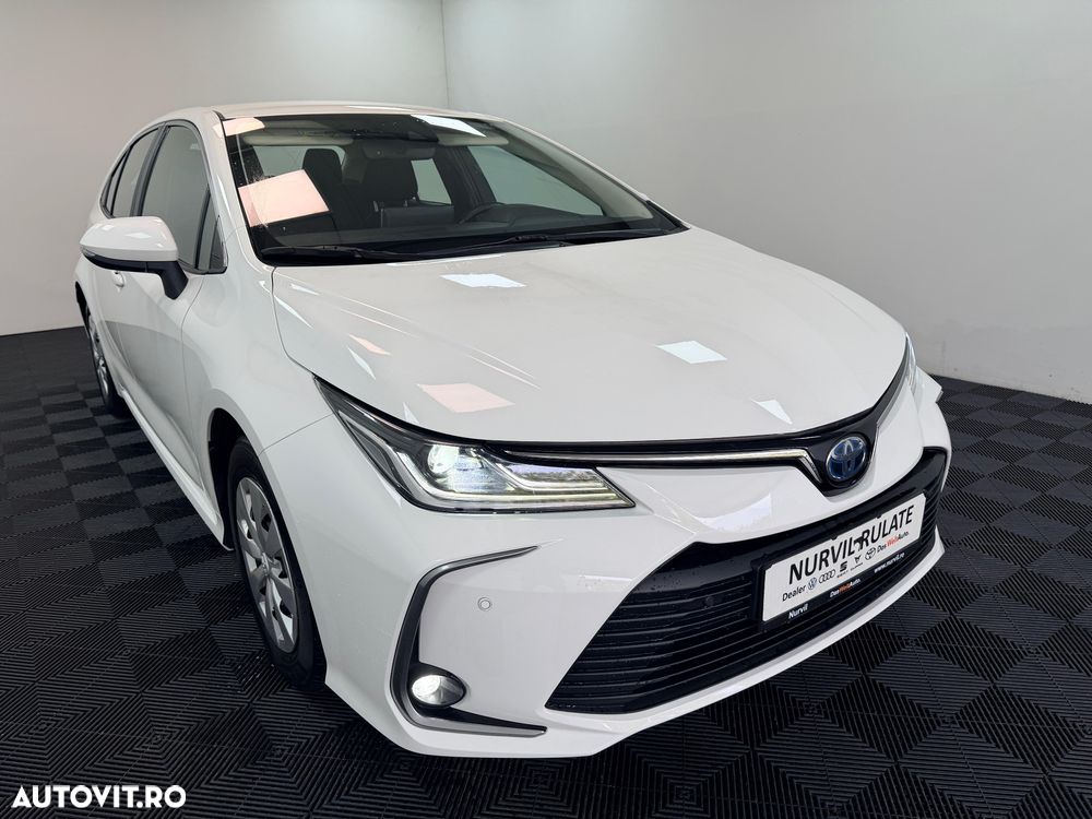 Toyota Corolla 1.8 HSD Business - 7