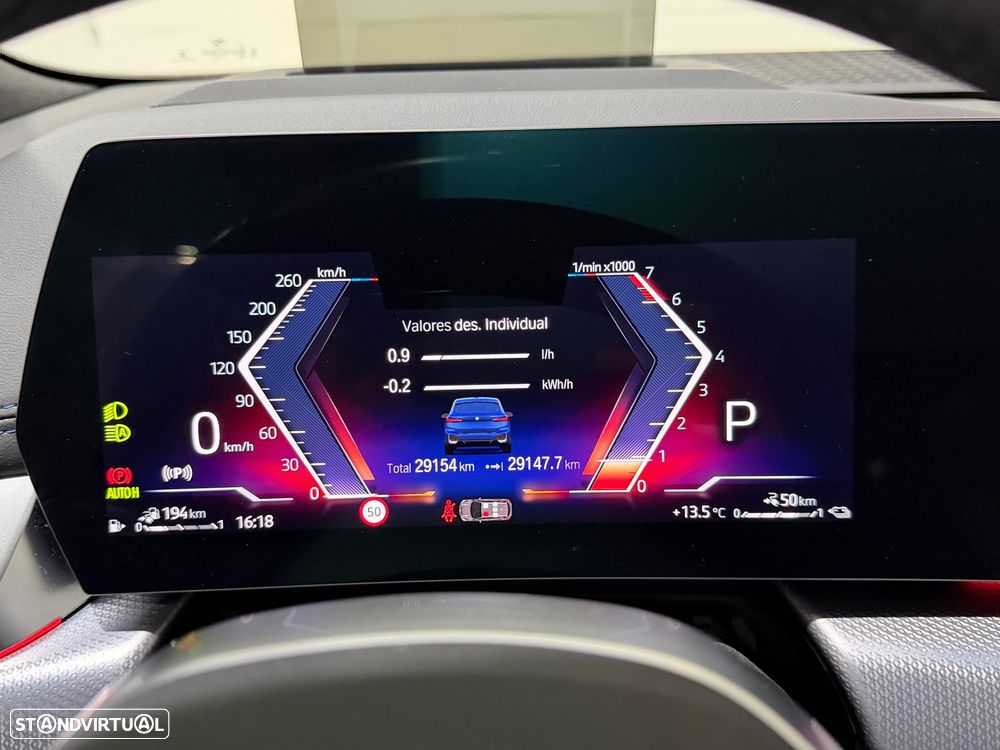 BMW 225xe Active Tourer e xDrive Pack Desportivo M - 29