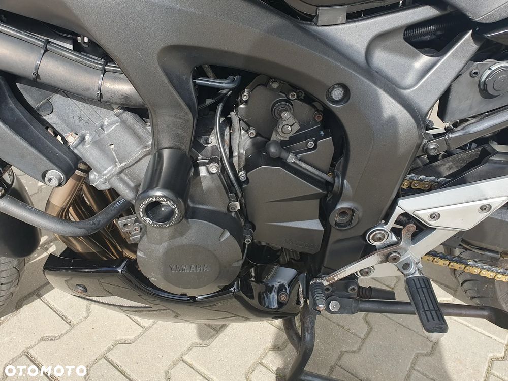 Yamaha FZ6 - 9
