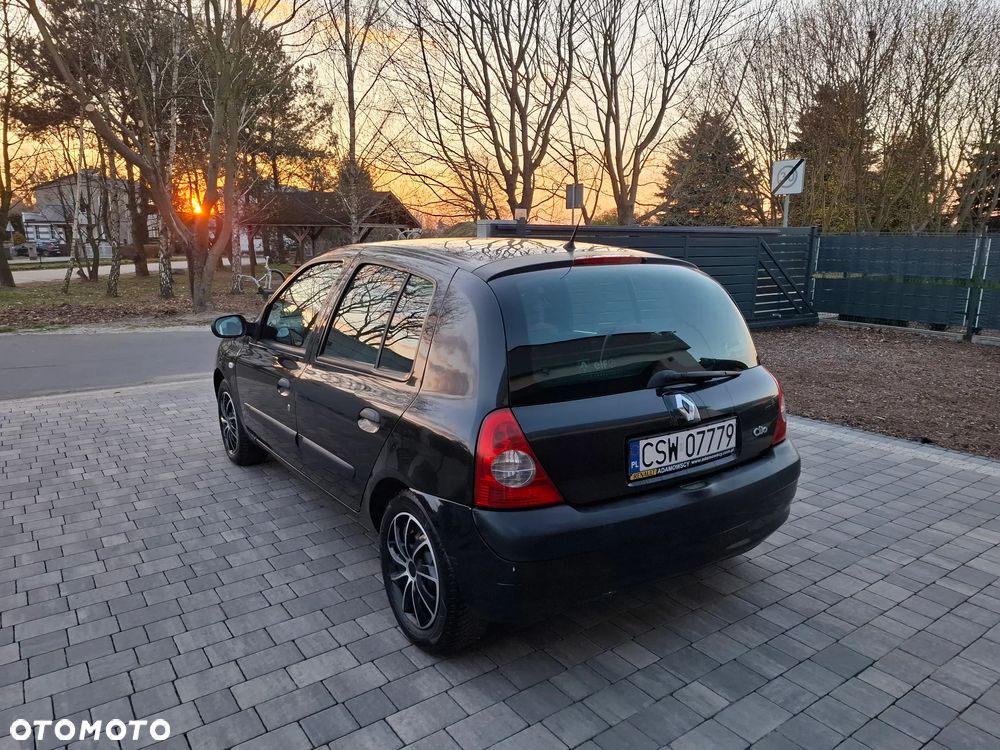 Renault Clio 1.2 16V Expression - 6