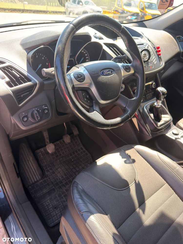 Ford Kuga 2.0 TDCi FWD Titanium - 8