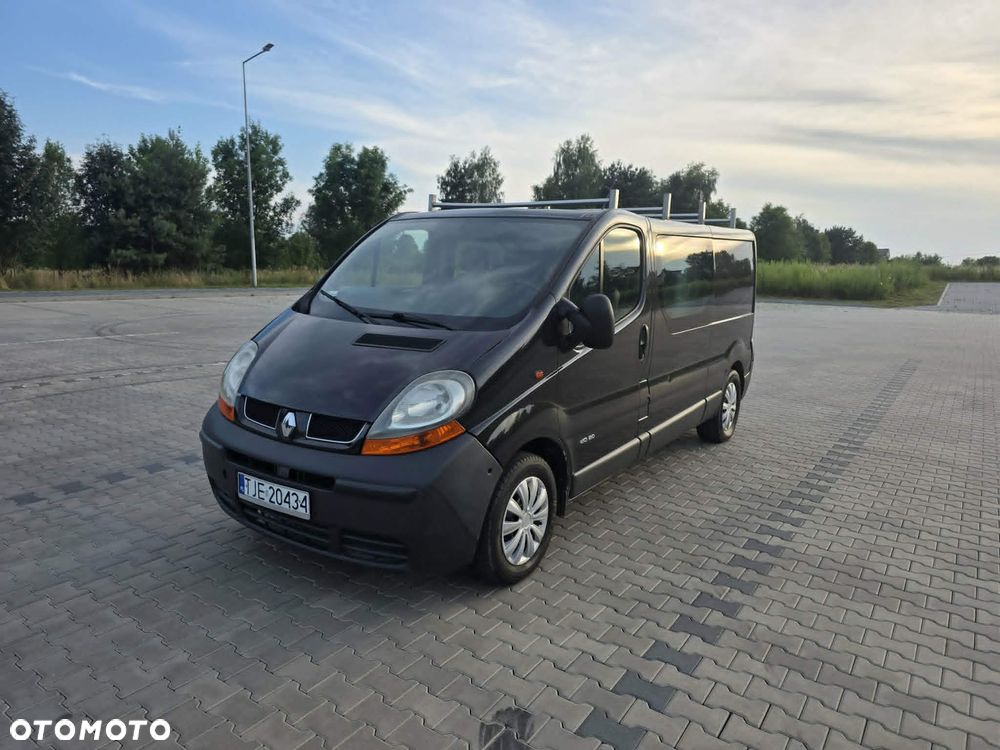 Renault Trafic - 11