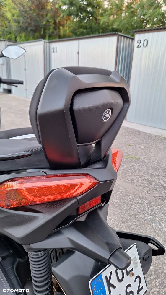 Yamaha X-max - 25