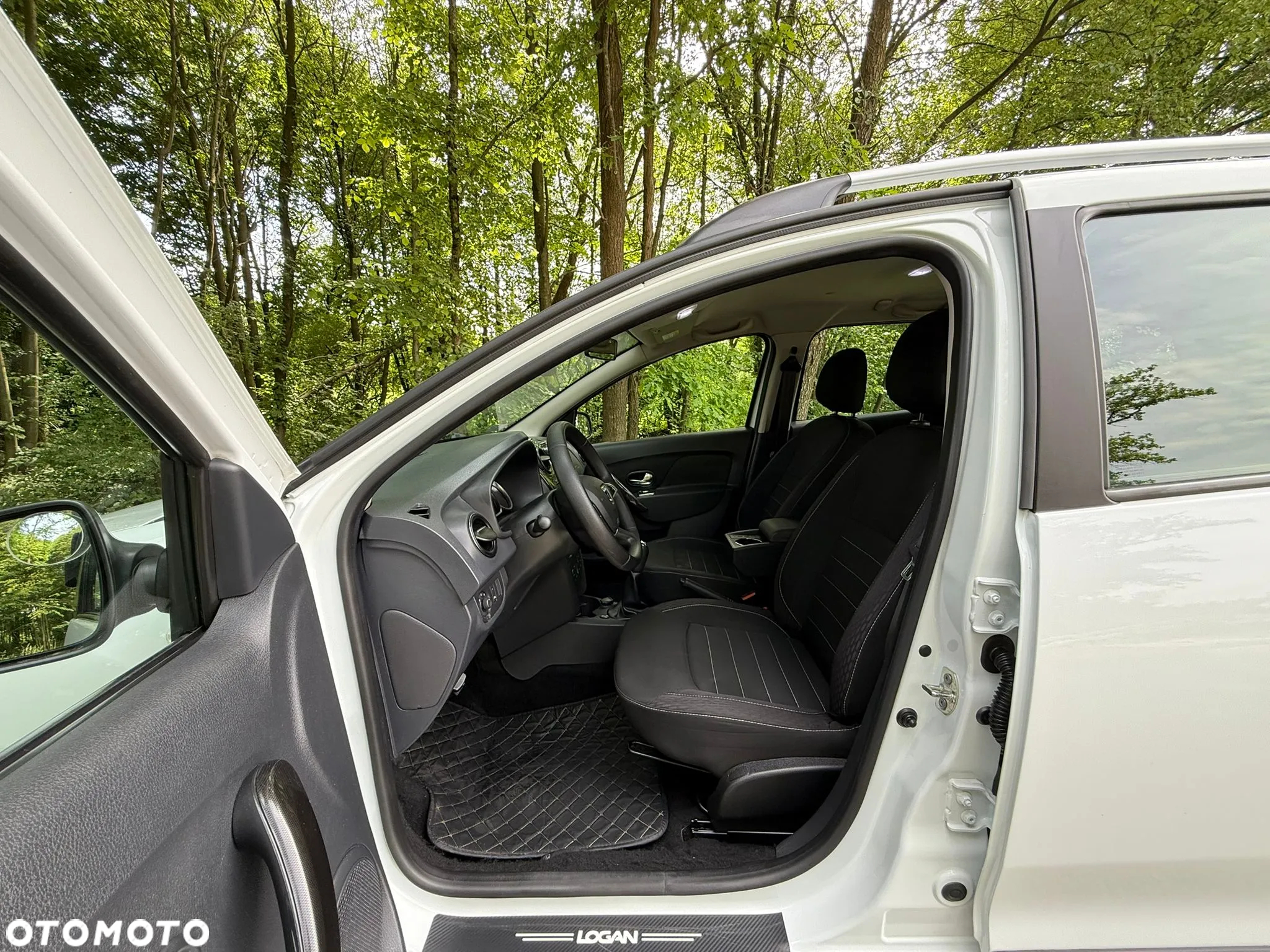 Dacia Logan MCV 1.0 TCe Laureate S&S - 15