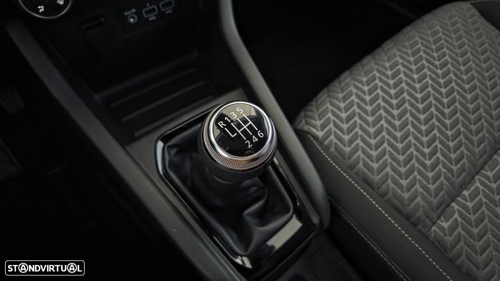 Renault Clio 1.0 TCe Evolution Bi-Fuel - 13