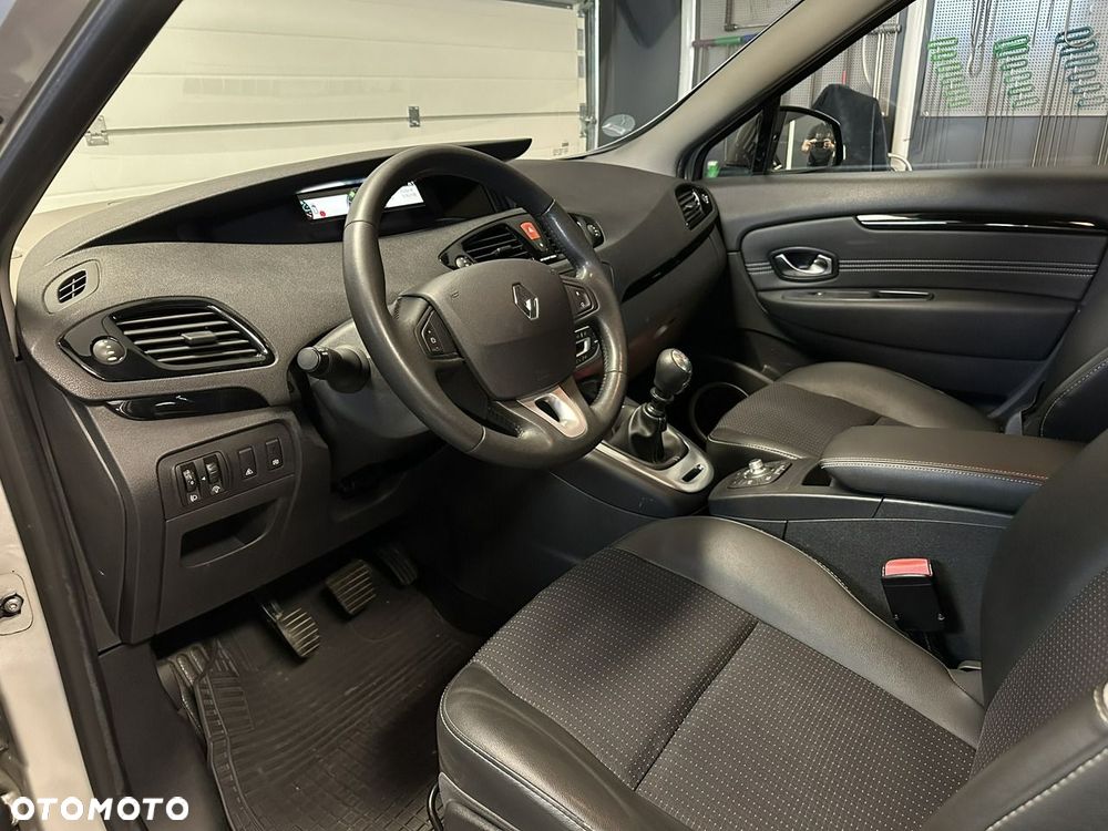 Renault Scenic - 7