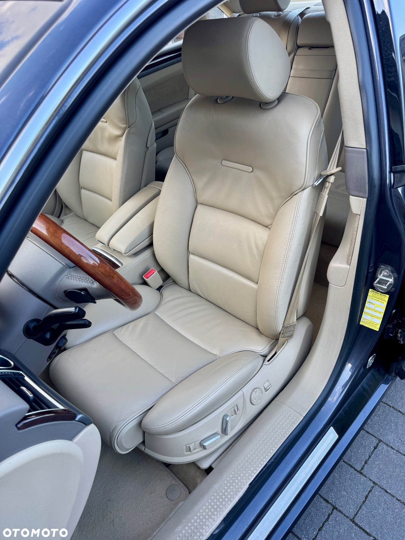 Audi A8 4.2 TDI Quattro - 12