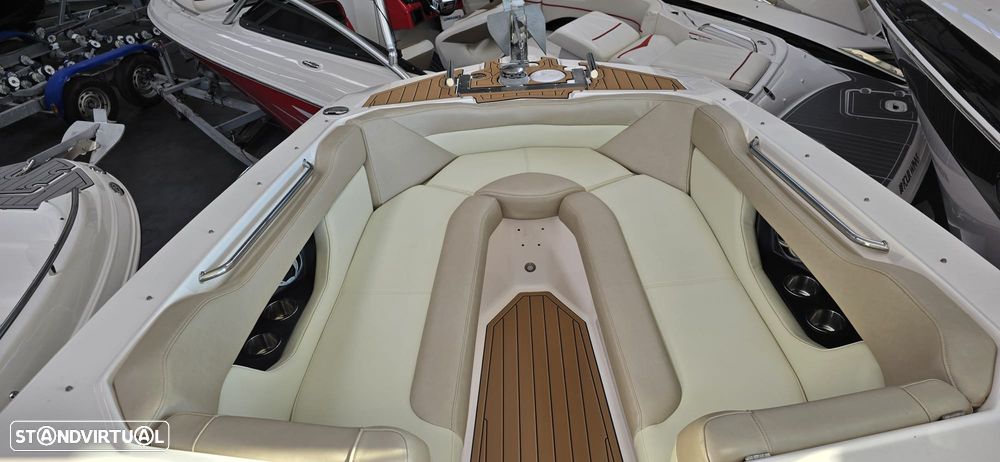 Regal 2520 fastdeck - 11