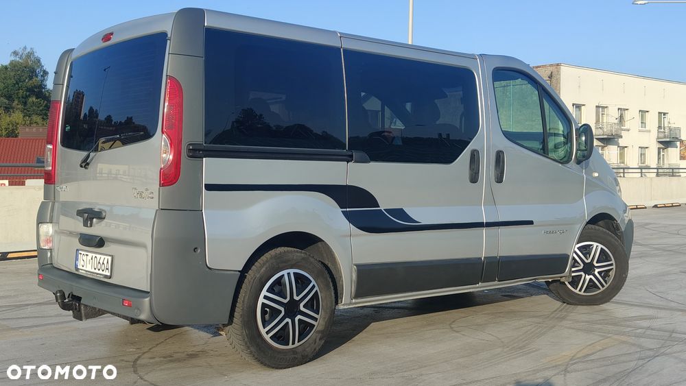 Renault Trafic 2.5 dCi 150 FAP Passenger L1H1 Quickshift Privilège - 31