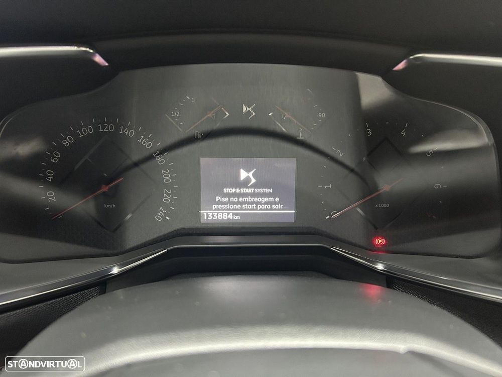 DS DS7 Crossback - 9