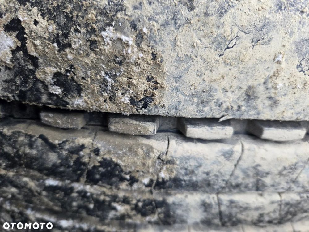 Mercedes-Benz Arocs 3251 - 9