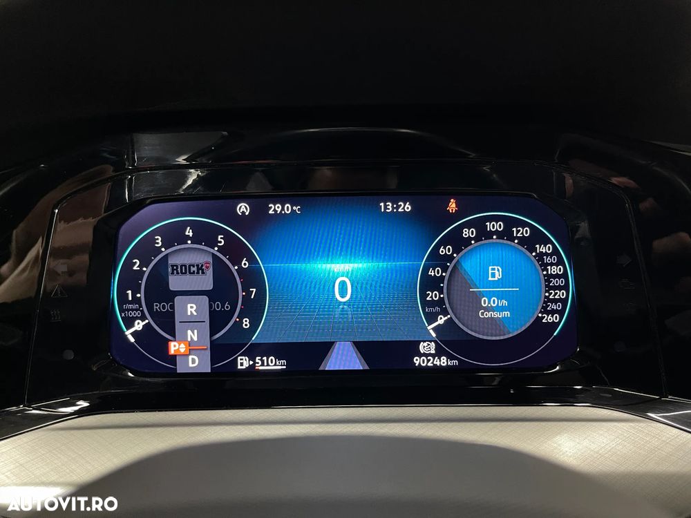 Volkswagen Golf 1.5 eTSI ACT DSG MHEV Life - 26