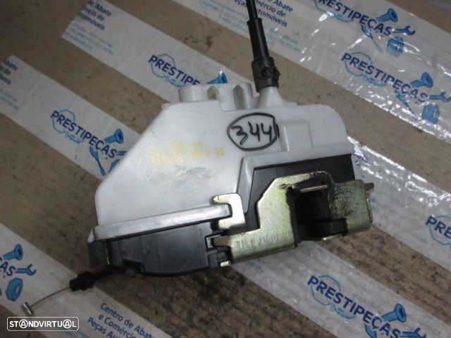 Fecho 52187680 CITROEN C2 2005 FE ELETRICO CITROEN C2 FASE 1  2004 1.4I 75CV 3P PRETO FE 5 PINOS - 3