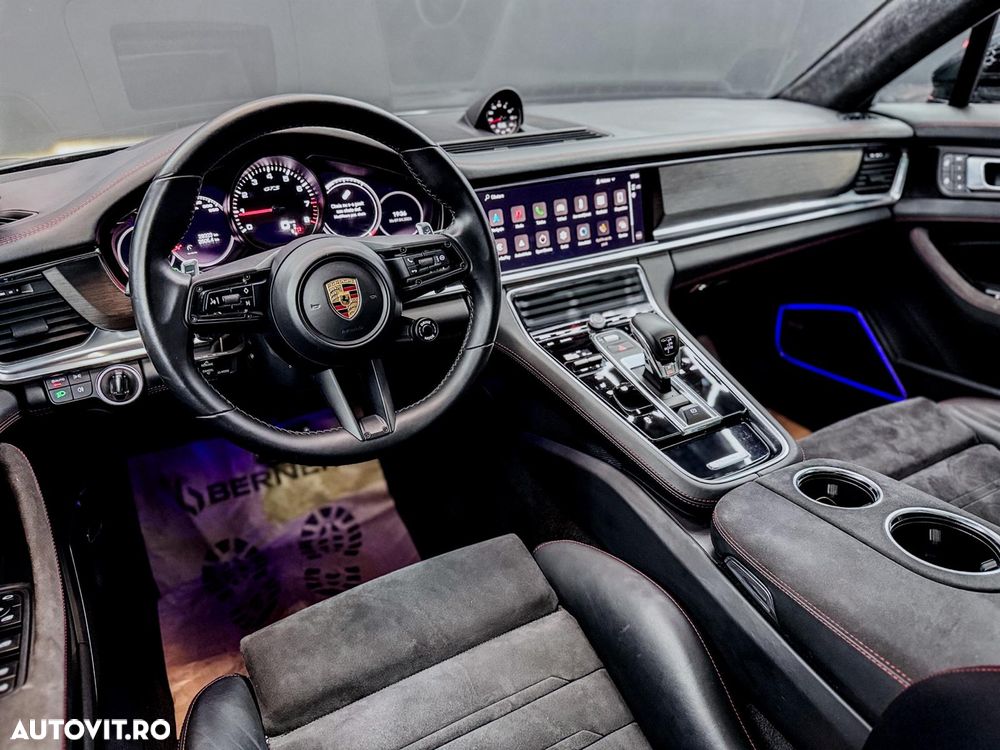 Porsche Panamera GTS - 6