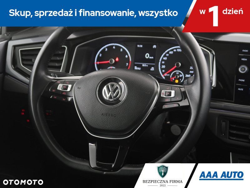 Volkswagen Polo - 18