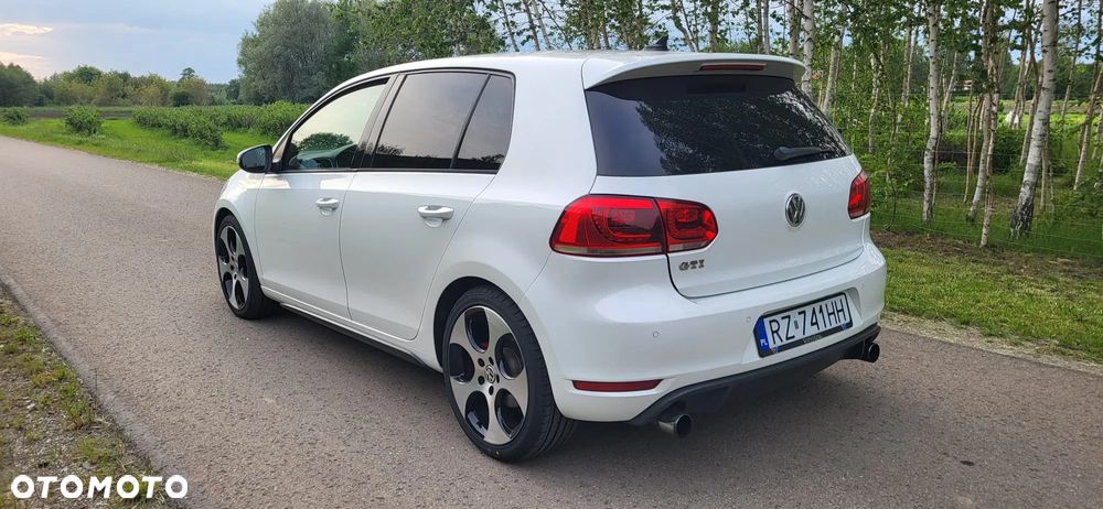 Volkswagen Golf 2.0 GTI - 4