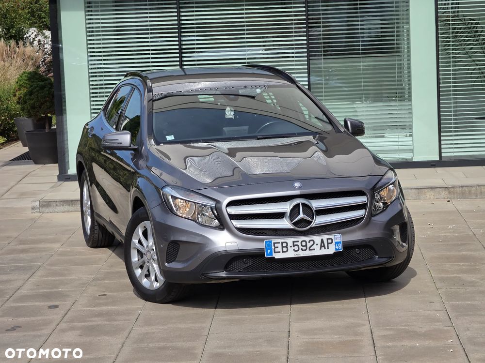 Mercedes-Benz GLA 200 d Activity Edition - 22