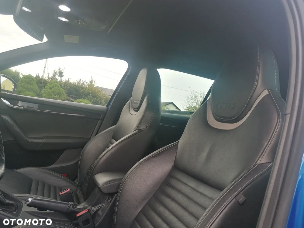 Skoda Octavia 2.0 TDI (Green tec) DSG RS - 14