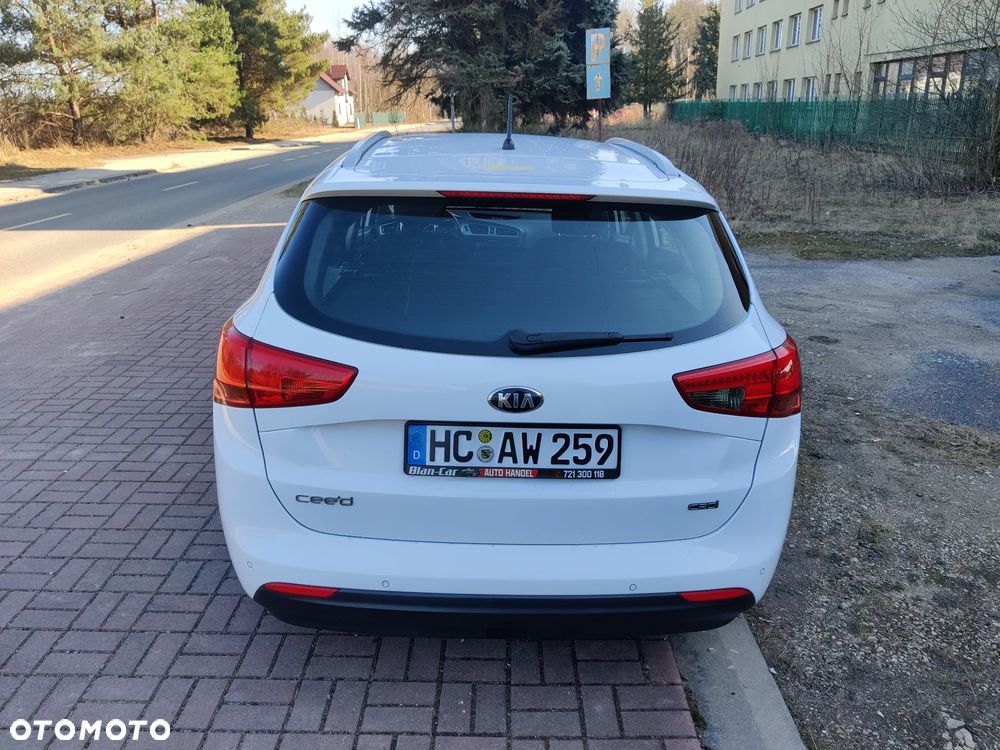 Kia Ceed 1.4 CRDi 90 Vision - 6