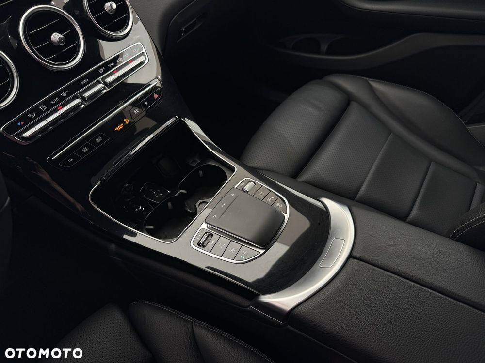 Mercedes-Benz GLC 200 4-Matic - 25
