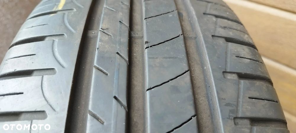 195/45/16 goodyear efficientgrip - 2